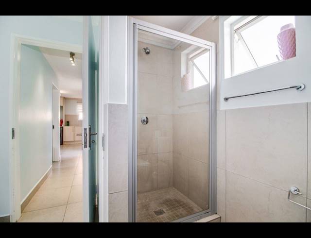 2 BEDROOM APARTMENT FOR SALE IN MAROELADAL